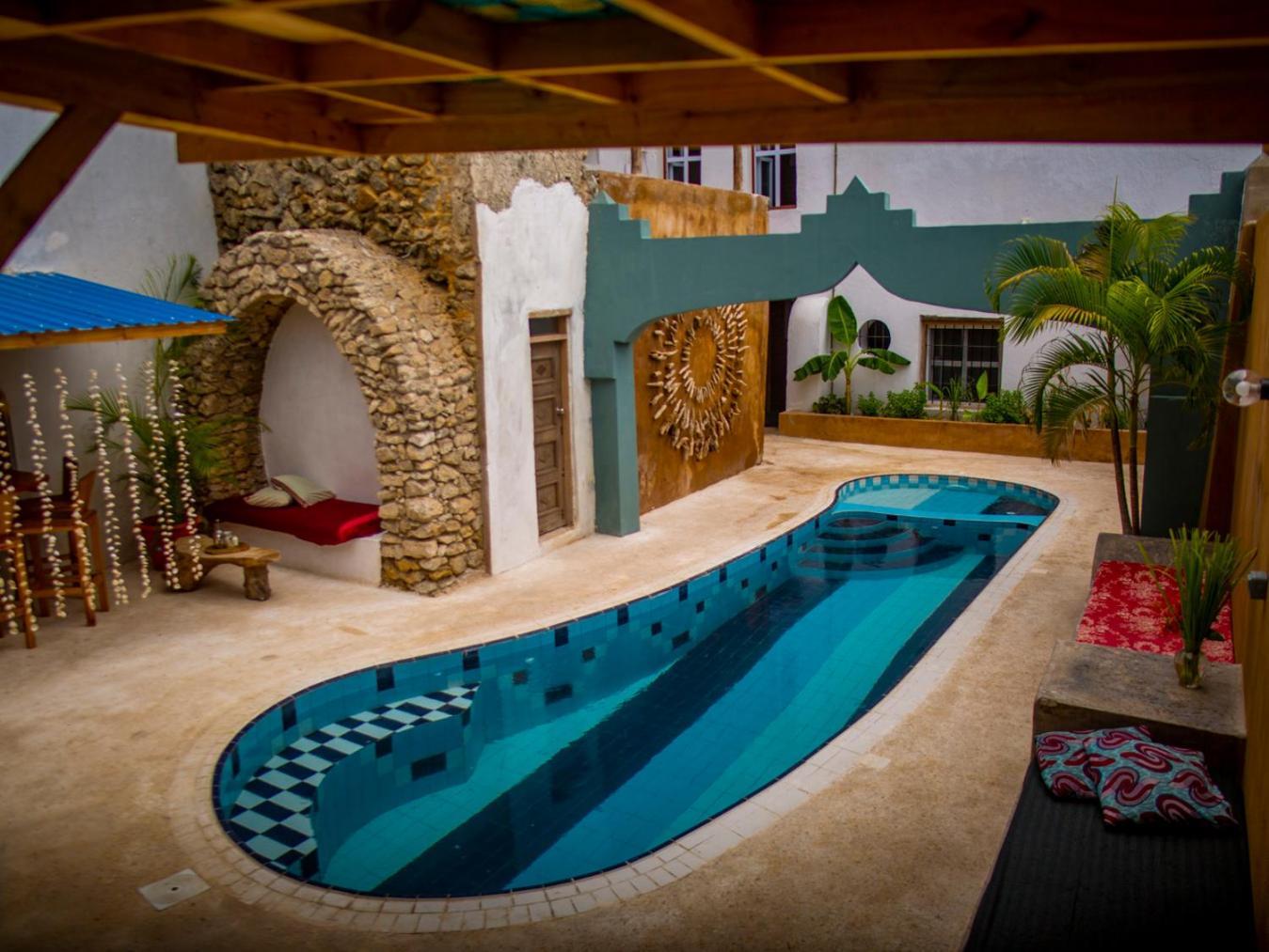 Hotel Firefly West Wing Bagamoyo Esterno foto