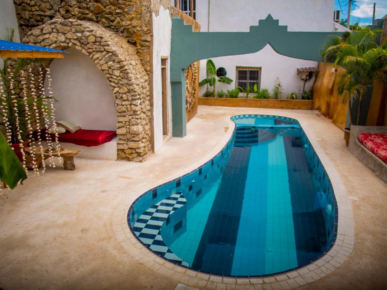Hotel Firefly West Wing Bagamoyo Esterno foto